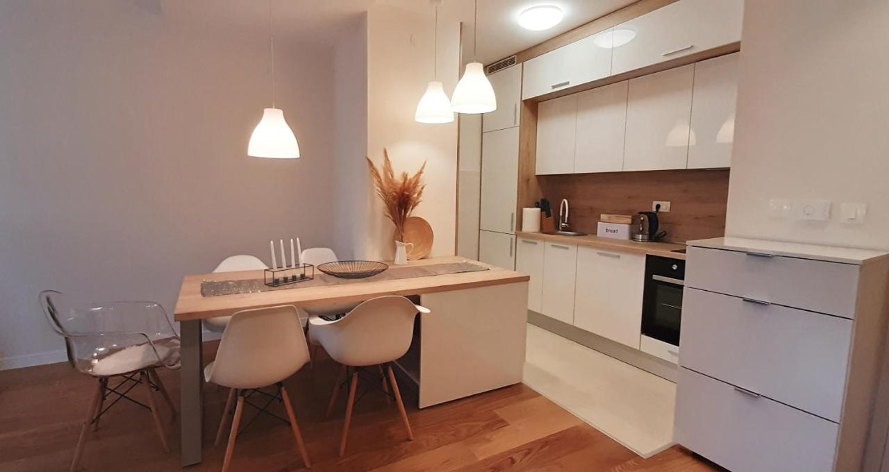 Lux Apartment Portovista Bar Kültér fotó